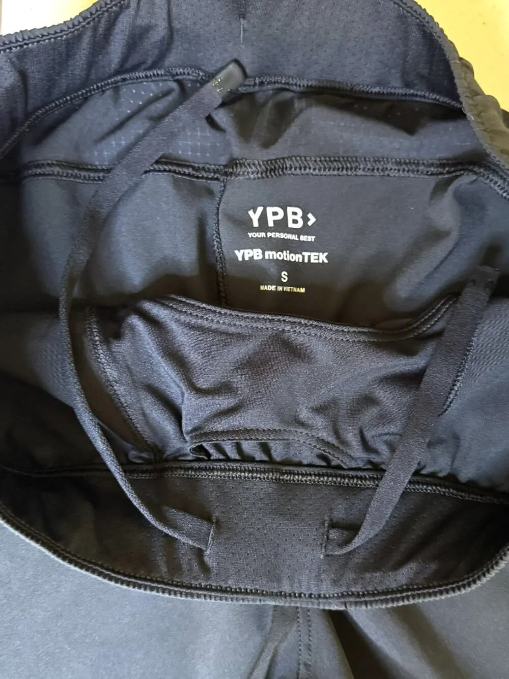Abercrombie YPB MotionTEK Athletic Shorts Black Lined Zip Pocket Size S